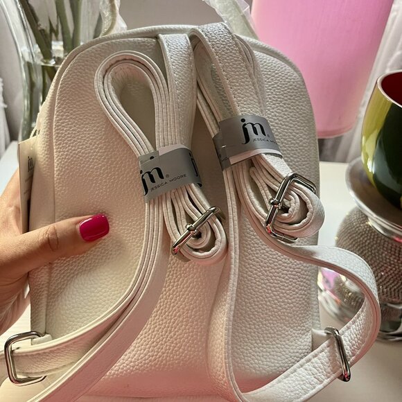 NWT Jessica Moore White Vegan Leather Mini Backpack - Picture 6 of 7